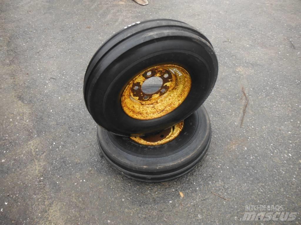Dunlop 7.00X12 Gume, točkovi i felne