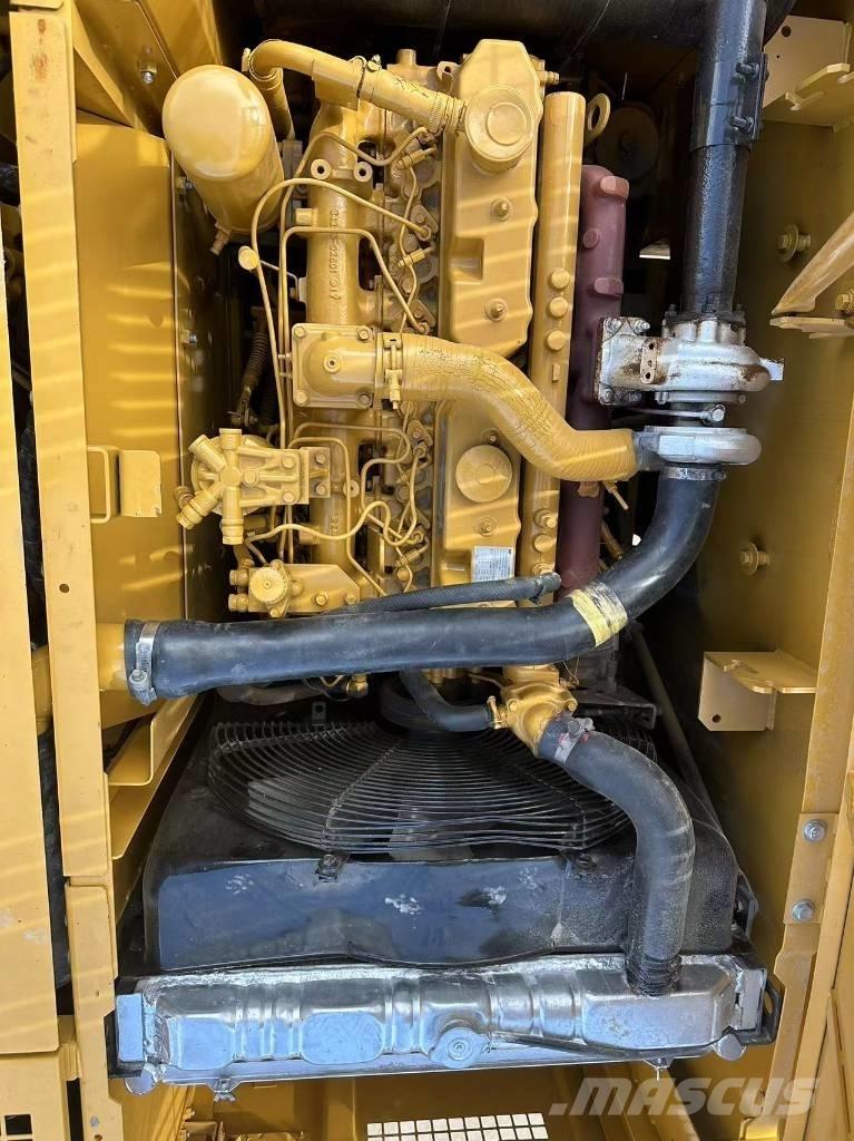 CAT 320 C L Bageri guseničari