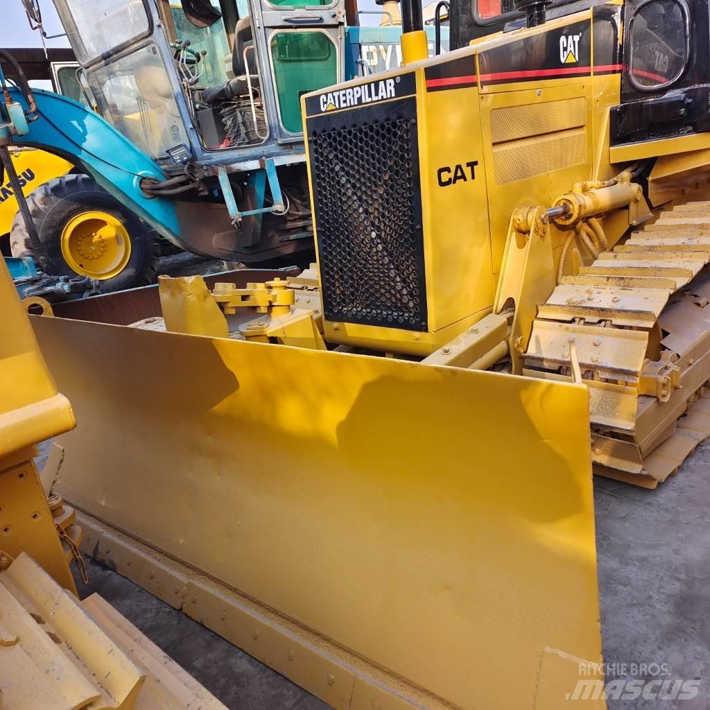 CAT D 4 C Buldožeri guseničari