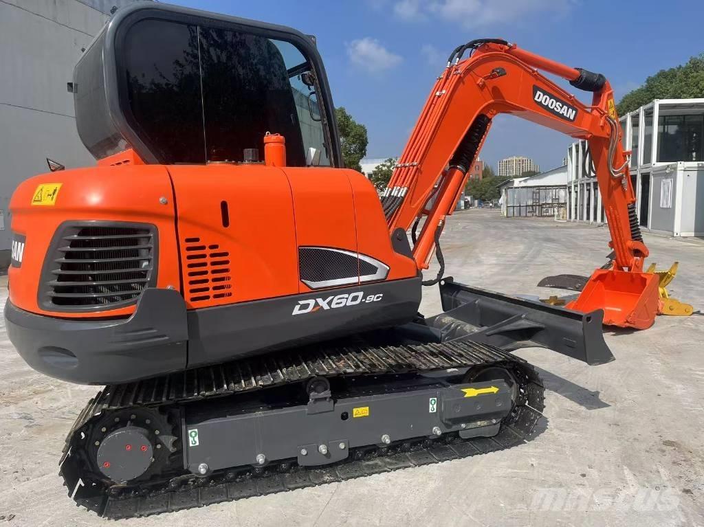 Doosan DX 60-9 C Bageri guseničari