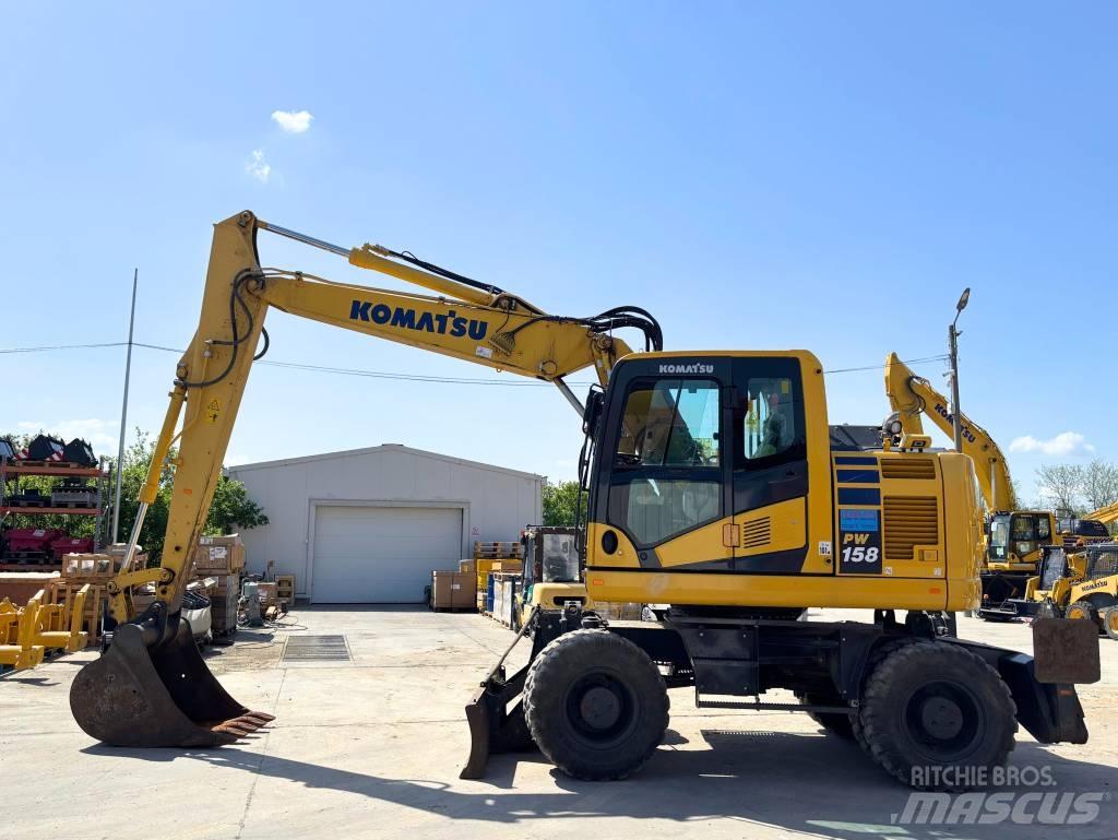 Komatsu PW 158-11 Bageri točkaši