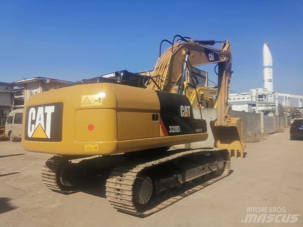 CAT 320 D Bageri guseničari