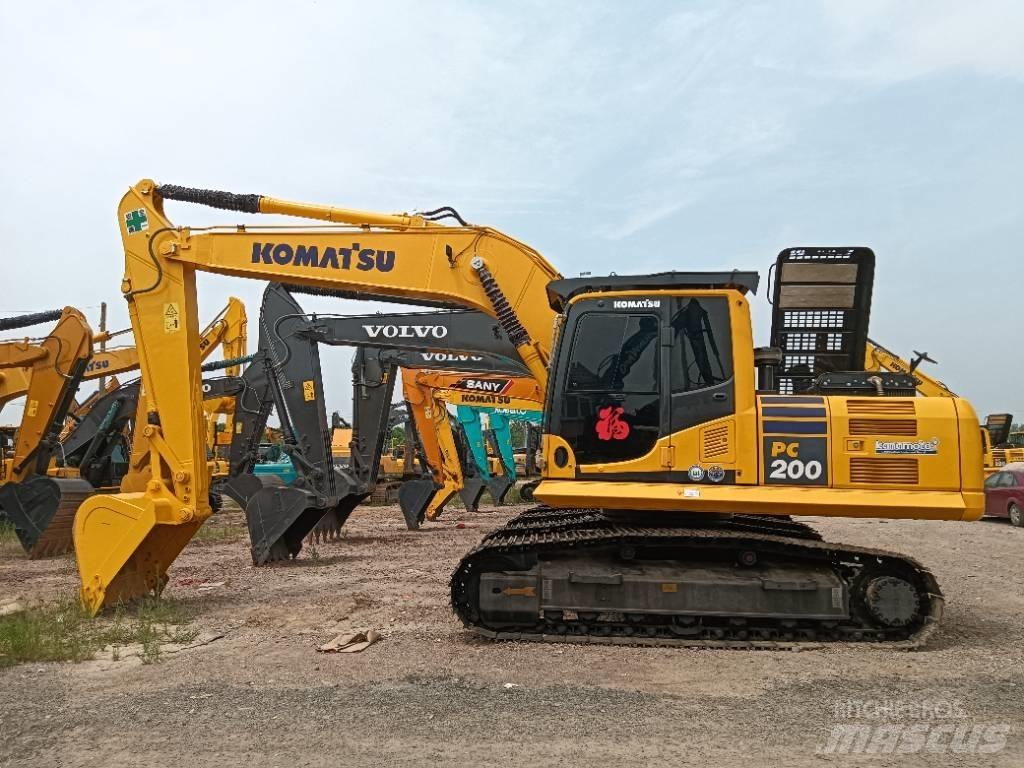 Komatsu PC 200-8 Bageri guseničari
