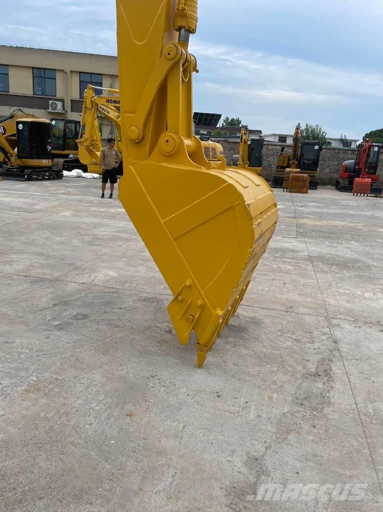 Komatsu pc220-7 Bageri guseničari