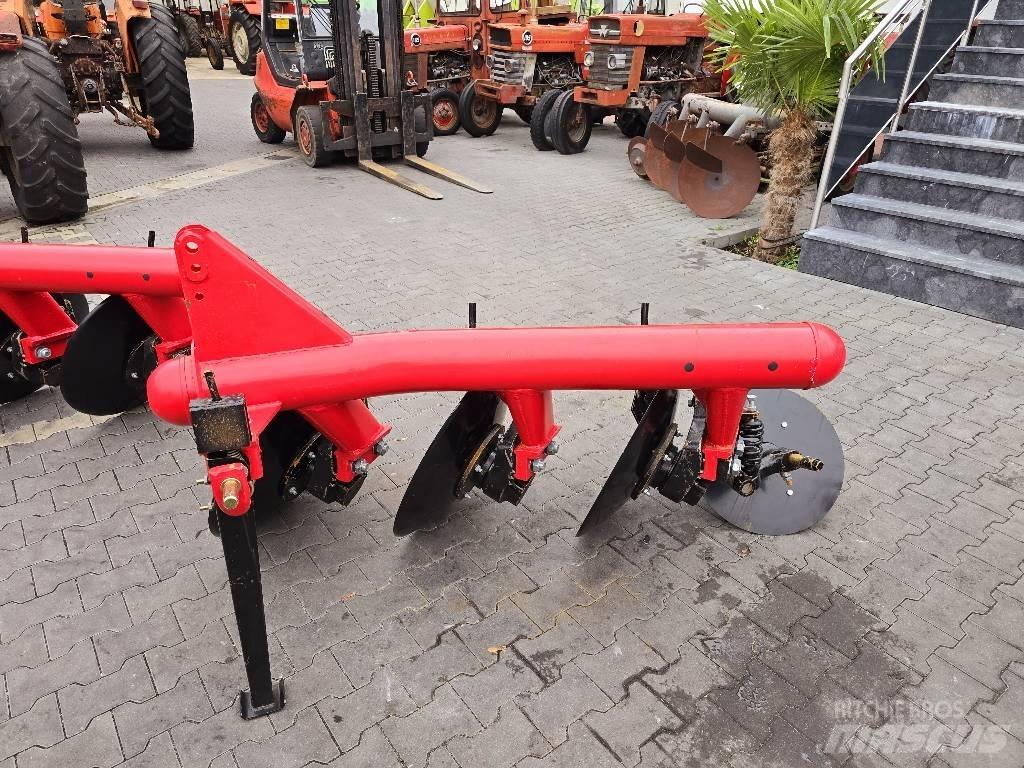 Massey Ferguson 265 Traktori