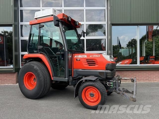 Kubota STV 40 Manji traktori