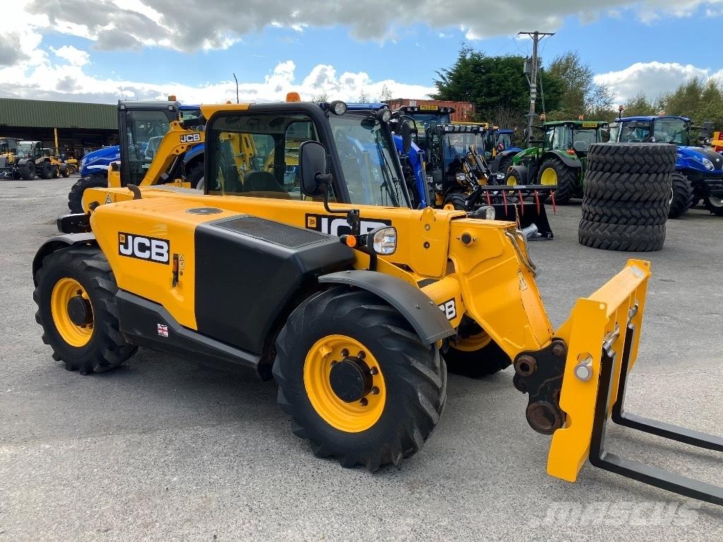 JCB 525-60 Agri Plus Poljoprivredni teleskopski utovarivači