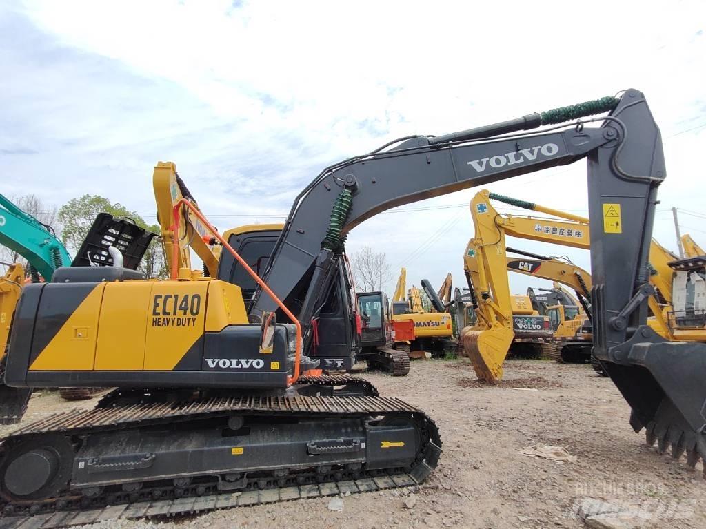 Volvo EC 140 Midi bageri 7t – 12t
