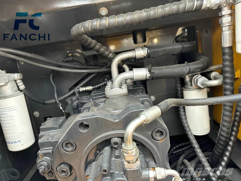 Volvo EC 290 Bageri guseničari