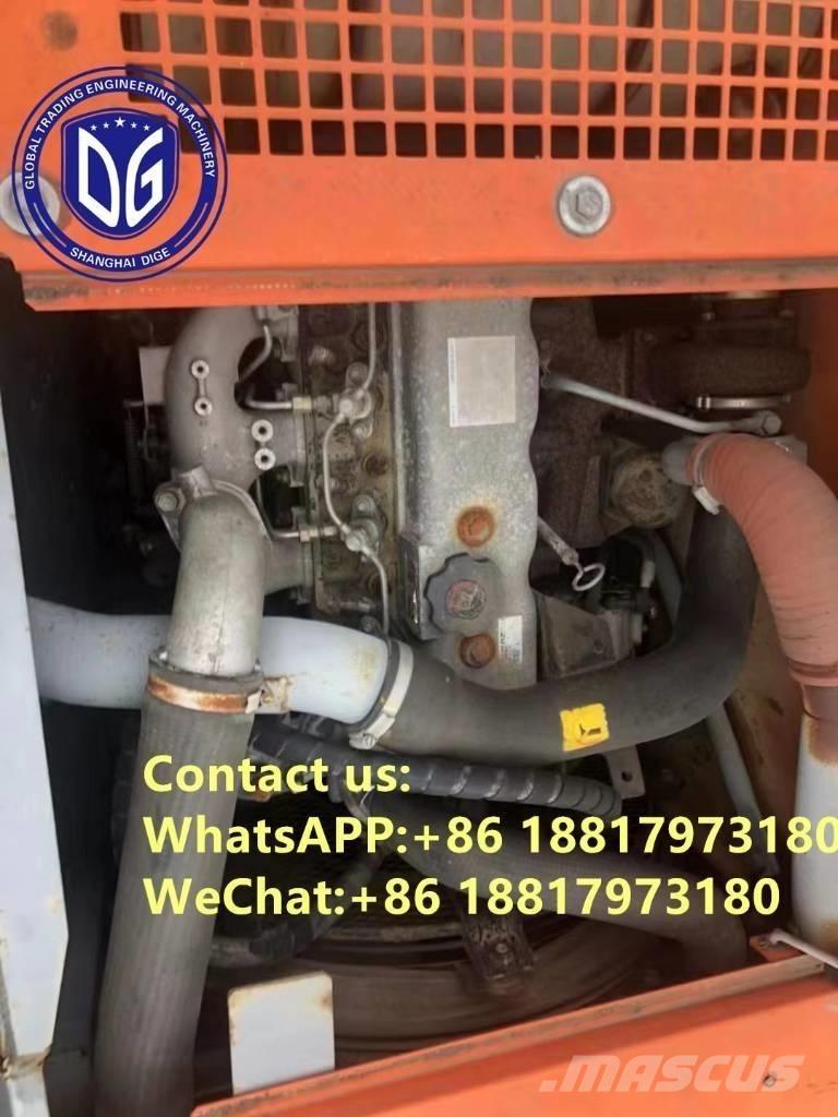 Hitachi ZX 135 US Bageri guseničari