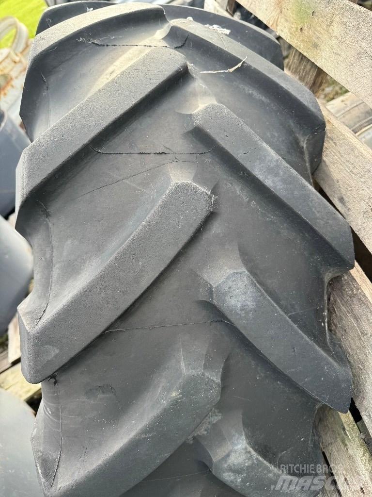 Michelin 14.5R20 Gume, točkovi i felne