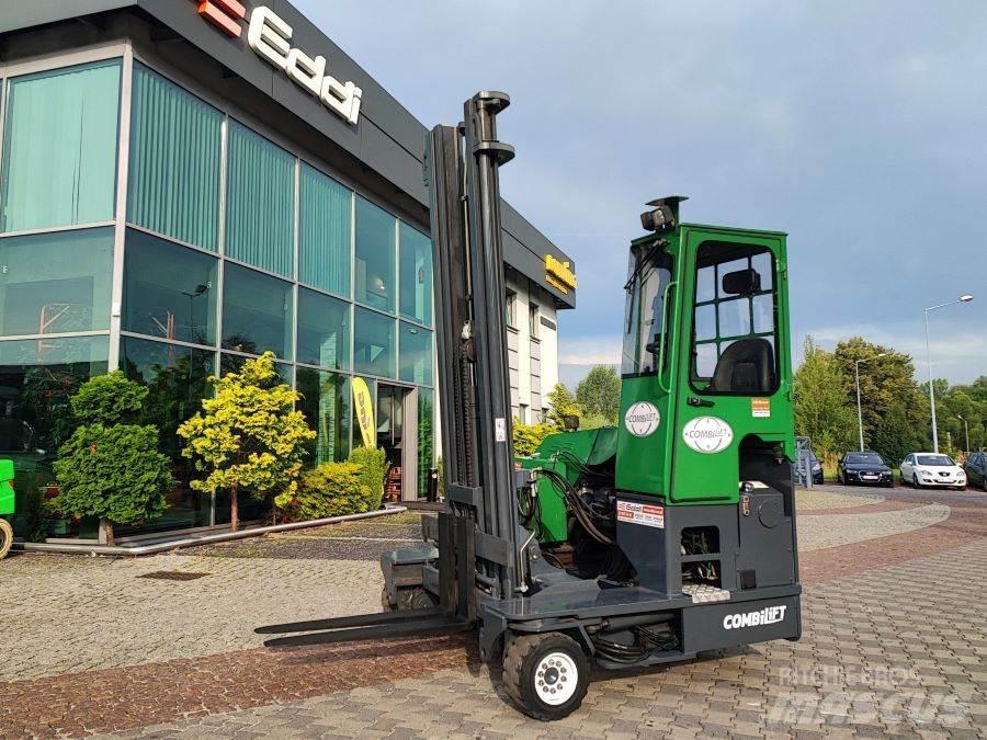 Combilift C4000 Viljuškari sa 4-stranskim dohvatom