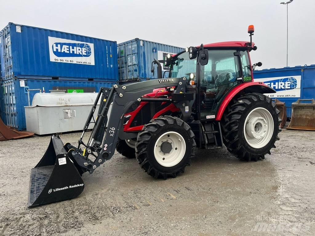 Valtra A 95 Traktori