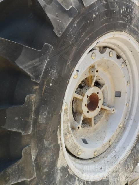Michelin 20.8R38 Gume, točkovi i felne