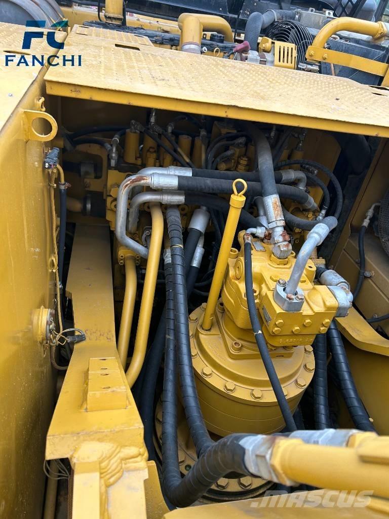 CAT 325 D Bageri guseničari