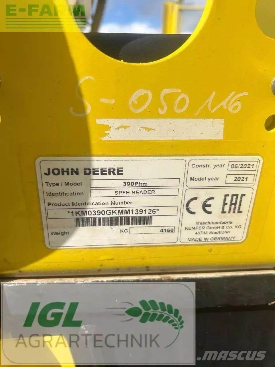 John Deere 9700 i Mašine za stočnu hranu sa sopstvenim pogonom