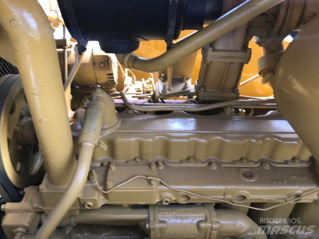 CAT D7G Buldožeri guseničari