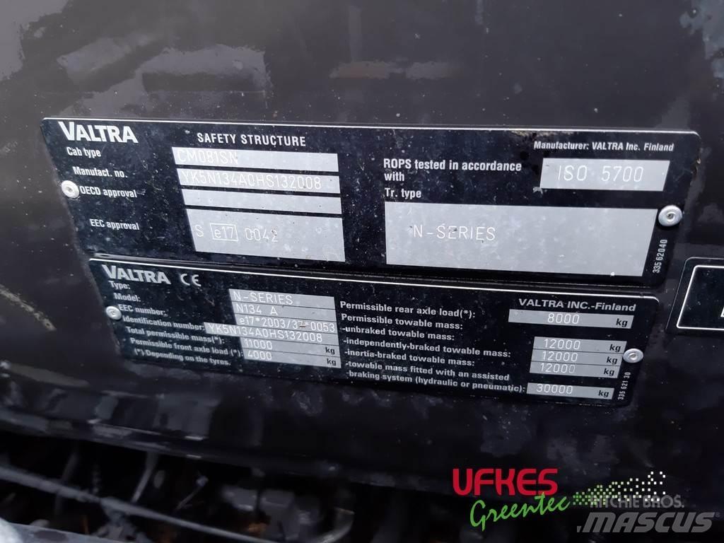 Valtra N134 Traktori