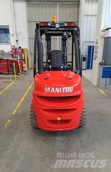 Manitou MI30D Vanterenski viljuškar