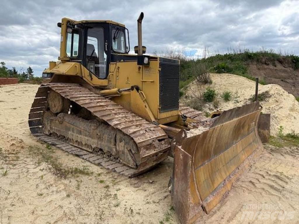 CAT D6M LGP Buldožeri guseničari