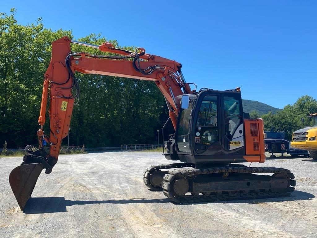 Hitachi ZX 135 US-6 Bageri guseničari