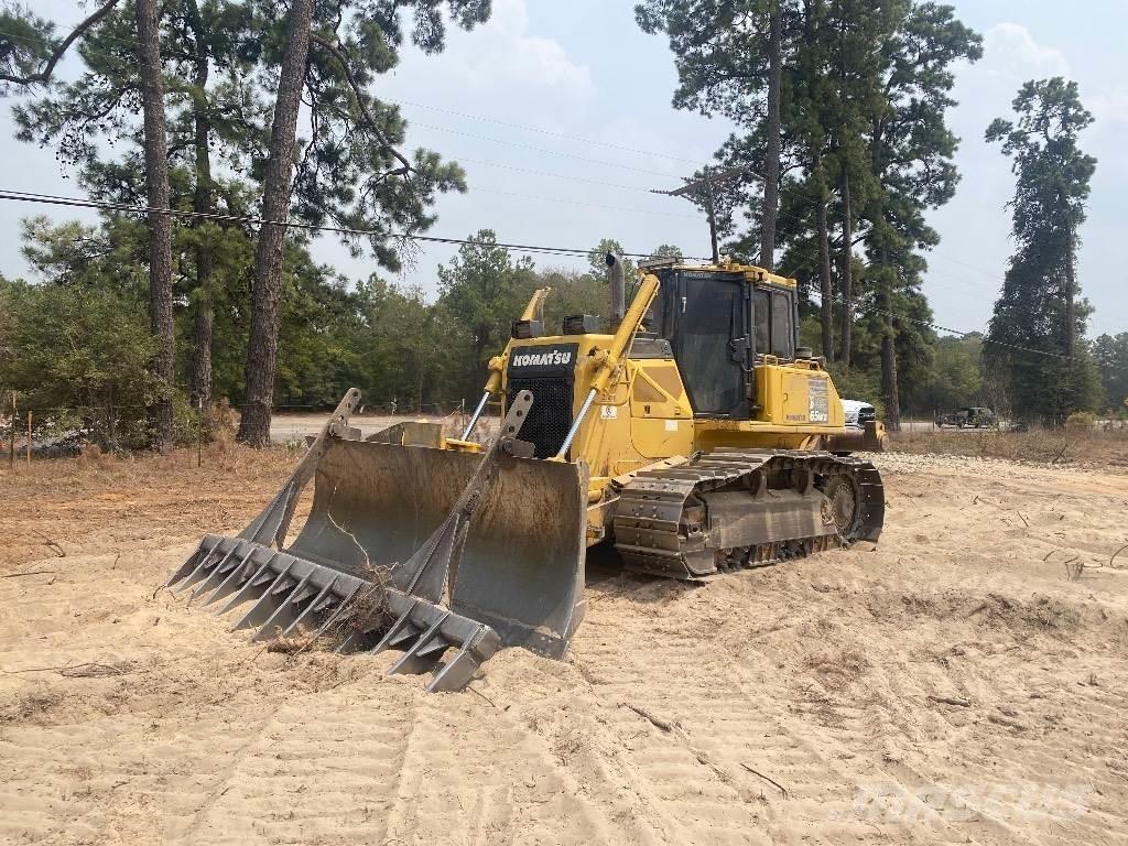 Komatsu D 65 WX-17 Buldožeri guseničari