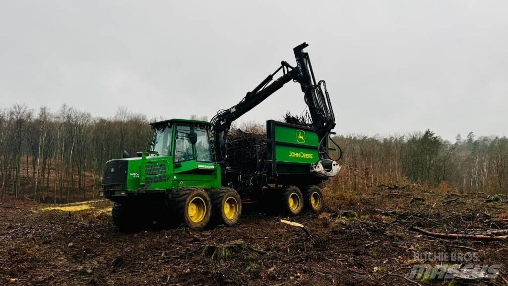 John Deere 1490D Forvarderi