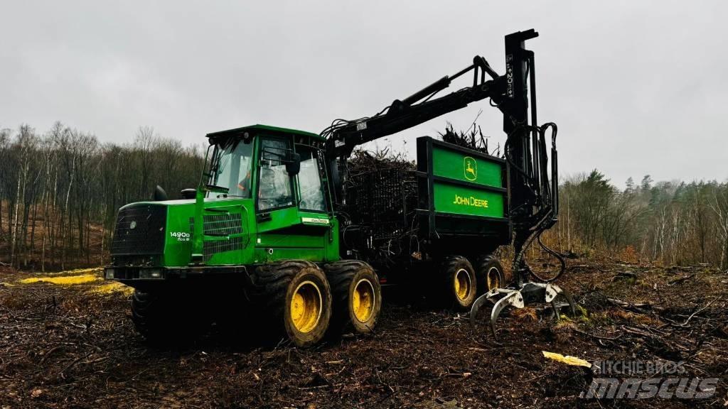 John Deere 1490D Forvarderi