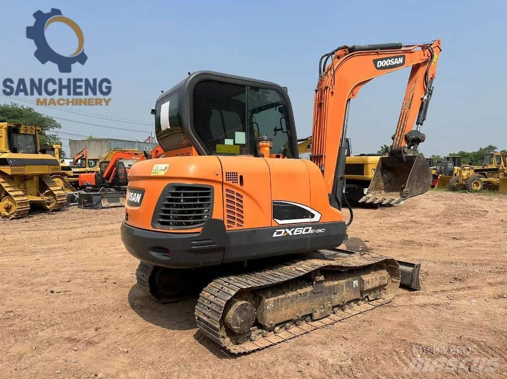 Doosan DX 60 Bageri guseničari