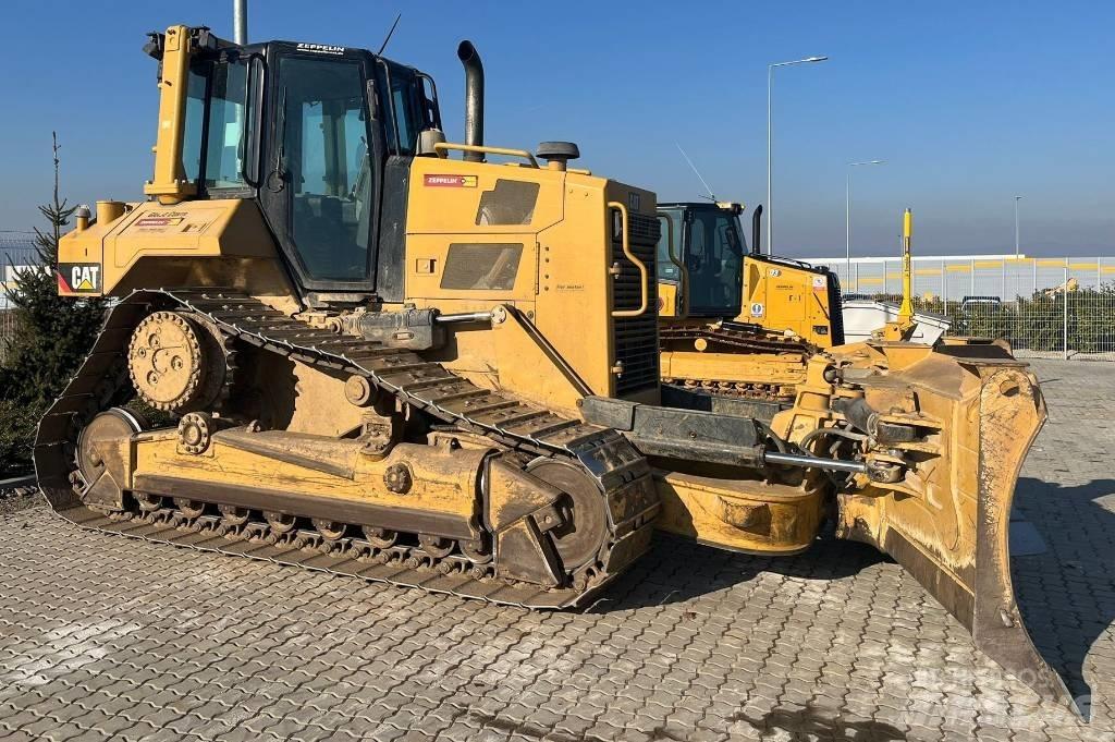 CAT D 6 N XL Buldožeri guseničari