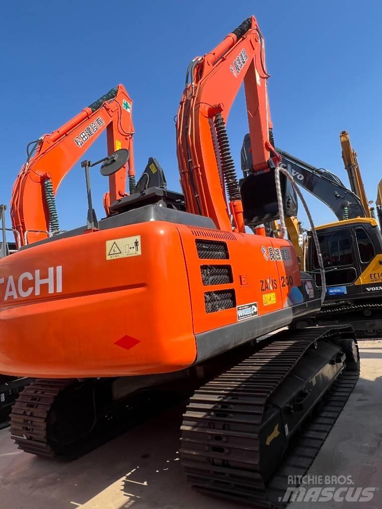 Hitachi ZX200 Bageri guseničari