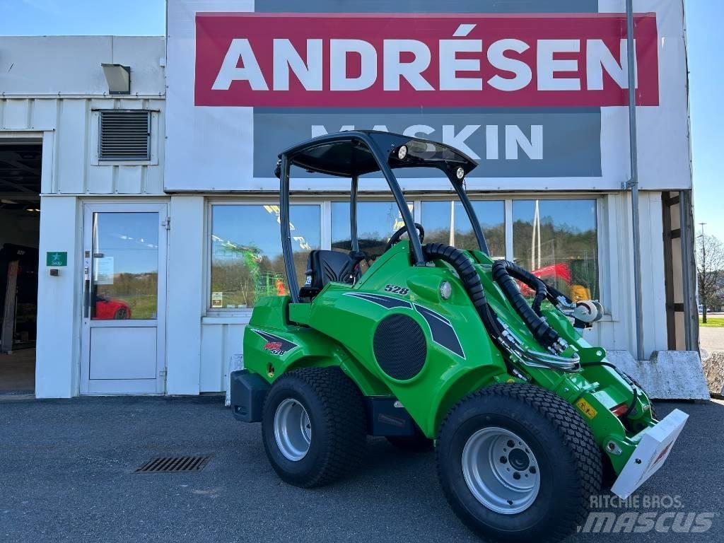 Avant 528 Skid steer mini utovarivači