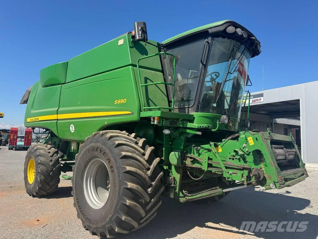 John Deere S 690 Kombajni