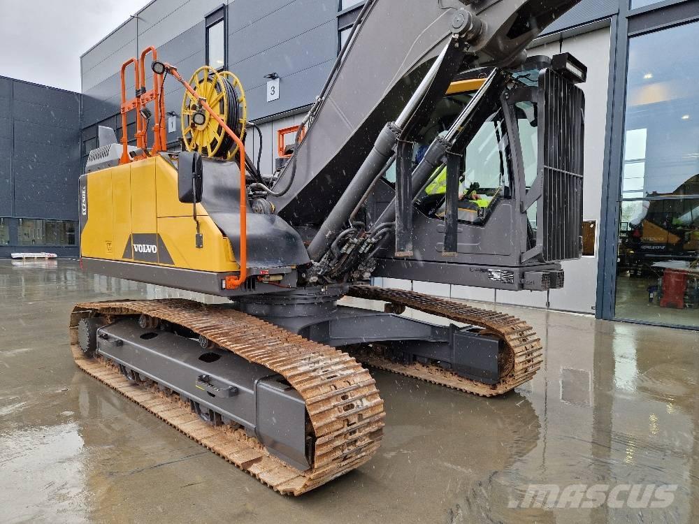 Volvo EC250EL Bageri guseničari