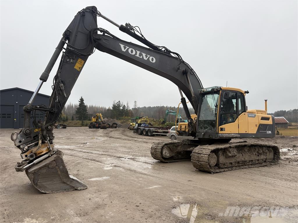 Volvo EC220DL Bageri guseničari