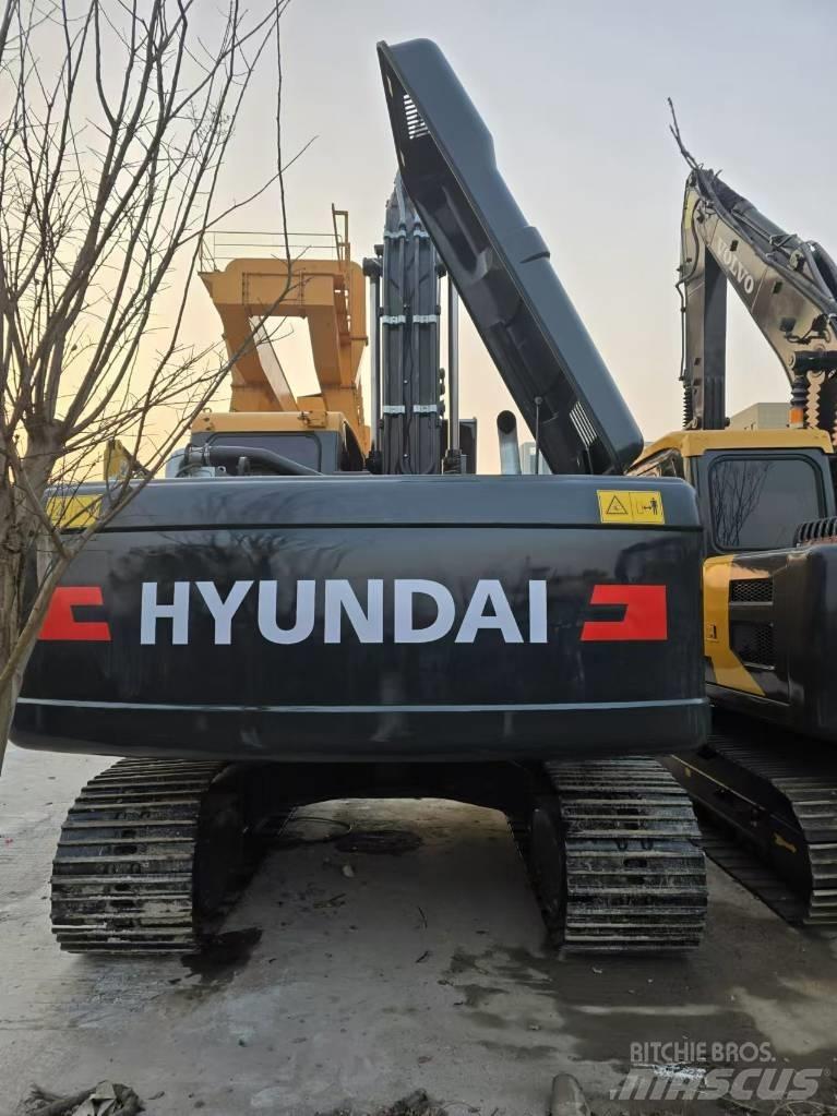 Hyundai 220—9S Bageri guseničari