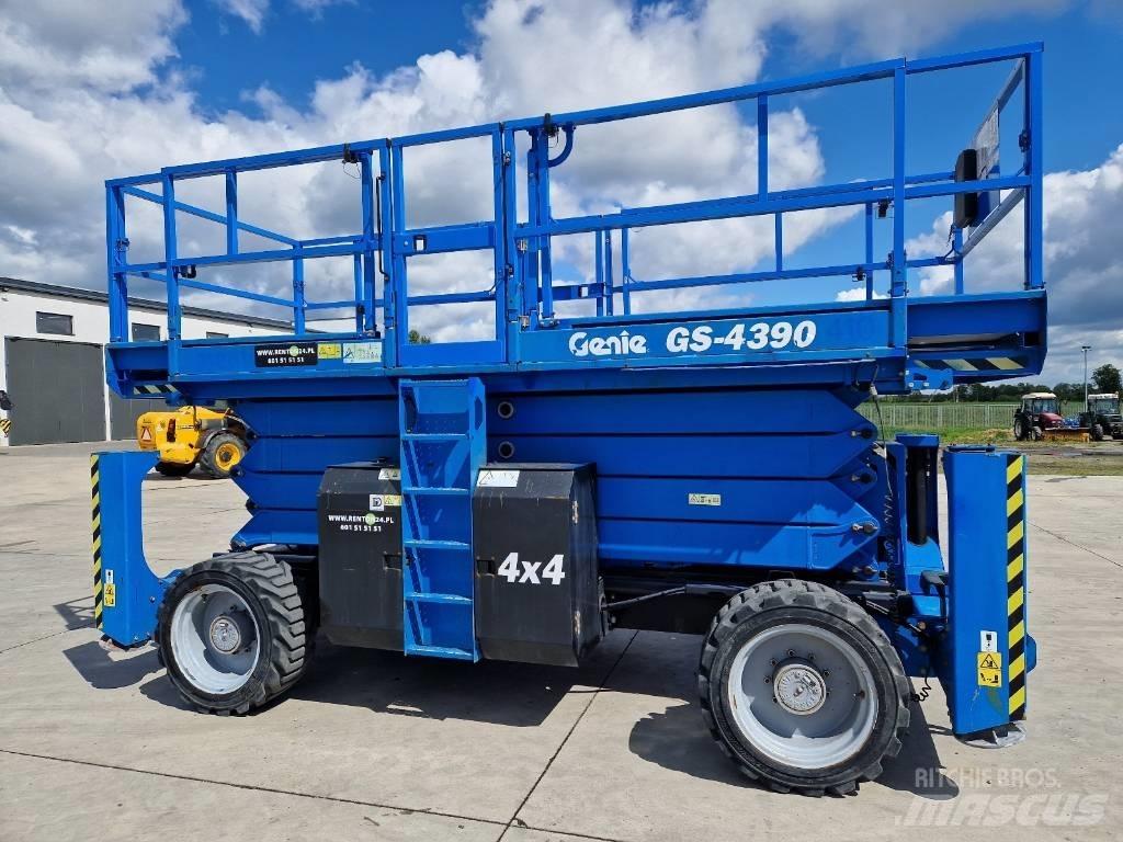 Genie GS 4390  RZ111 Makazaste platforme