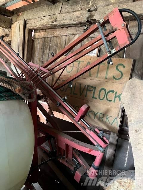Hardi 600 Montirane prskalice