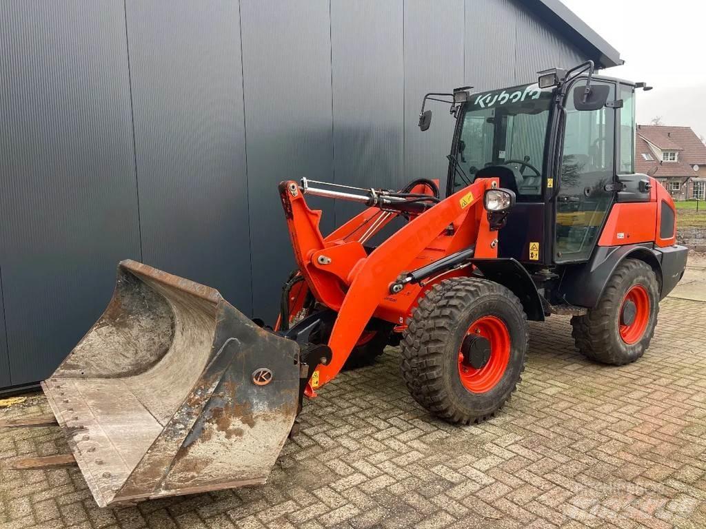 Kubota R065 Utovarivači na točkove