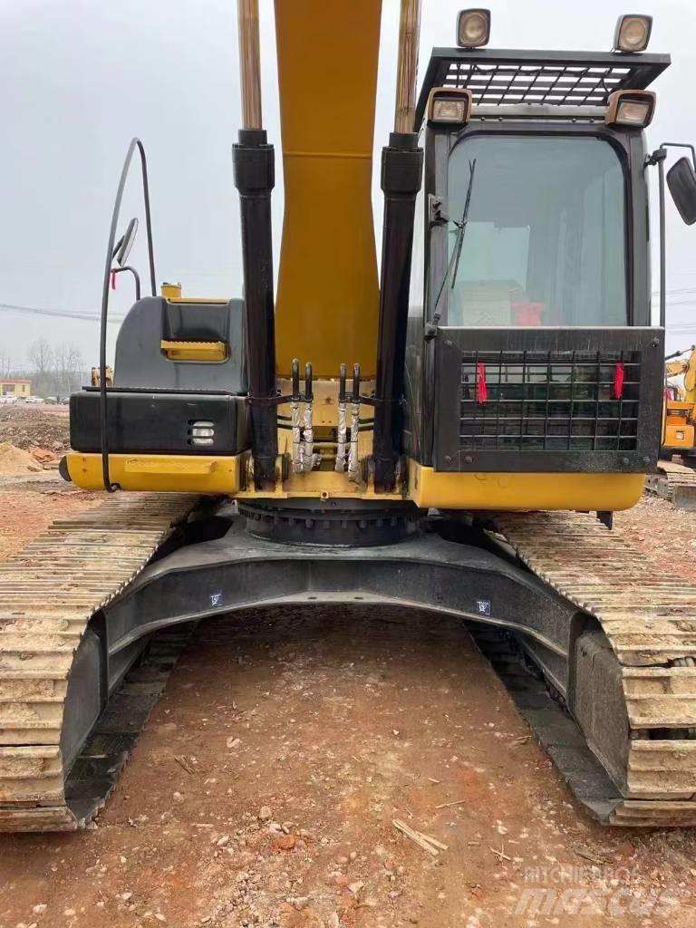 CAT 323 D L Bageri guseničari