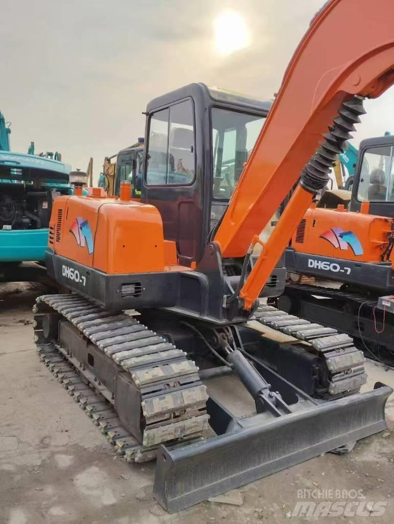 Doosan 55 Bageri guseničari