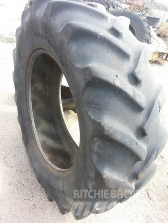  Pneu 14.9R30 Gume, točkovi i felne