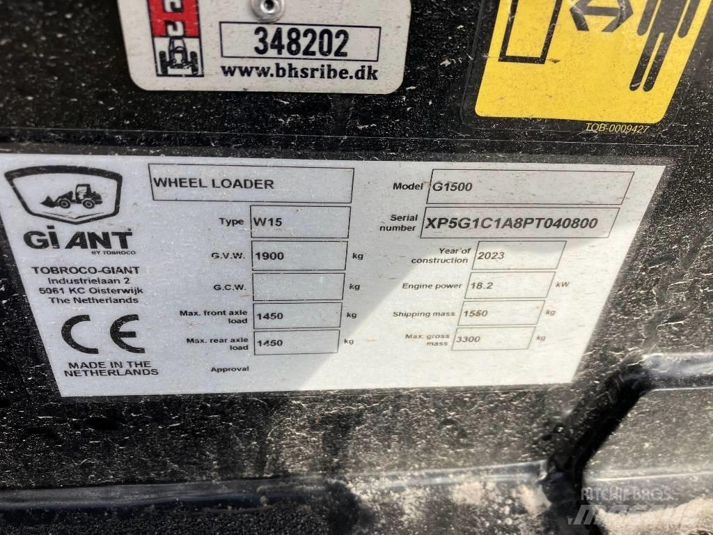 GiANT G 1500 Višenamenski utovarivači