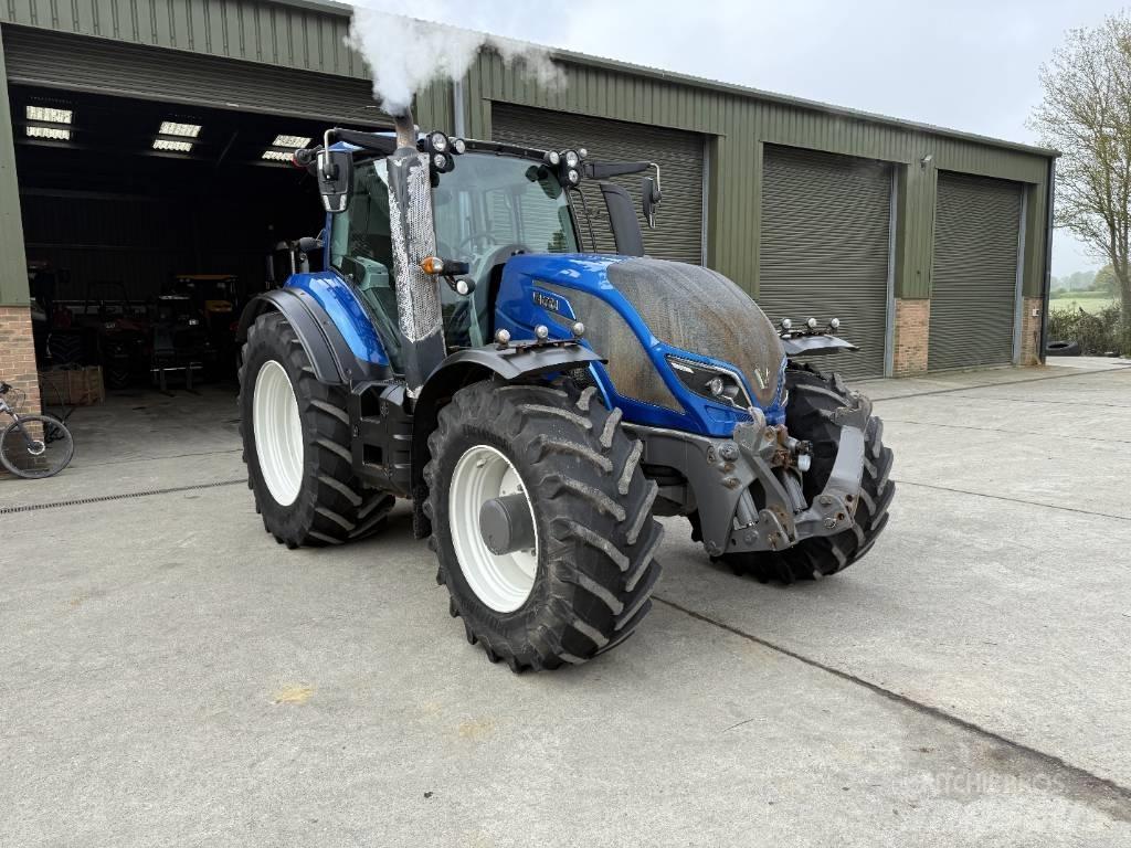 Valtra T 234 Versu Traktori