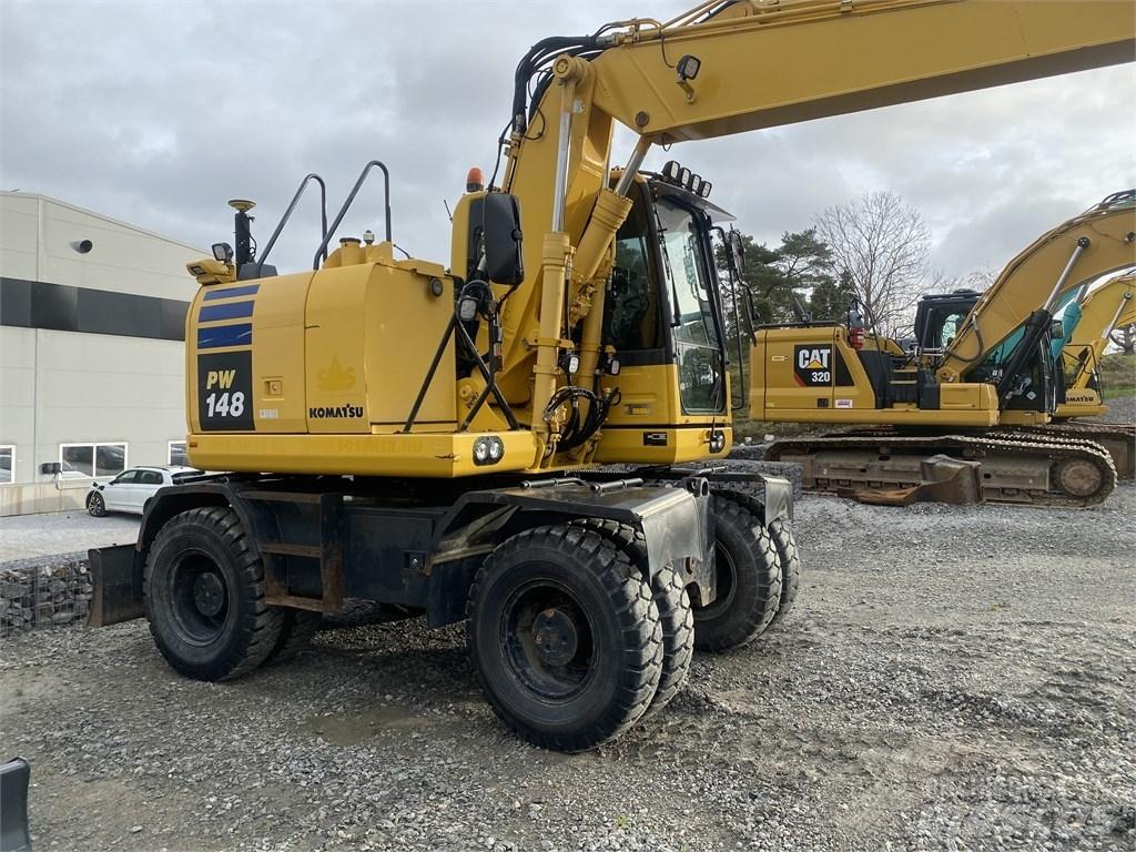 Komatsu PW148-10 Bageri točkaši