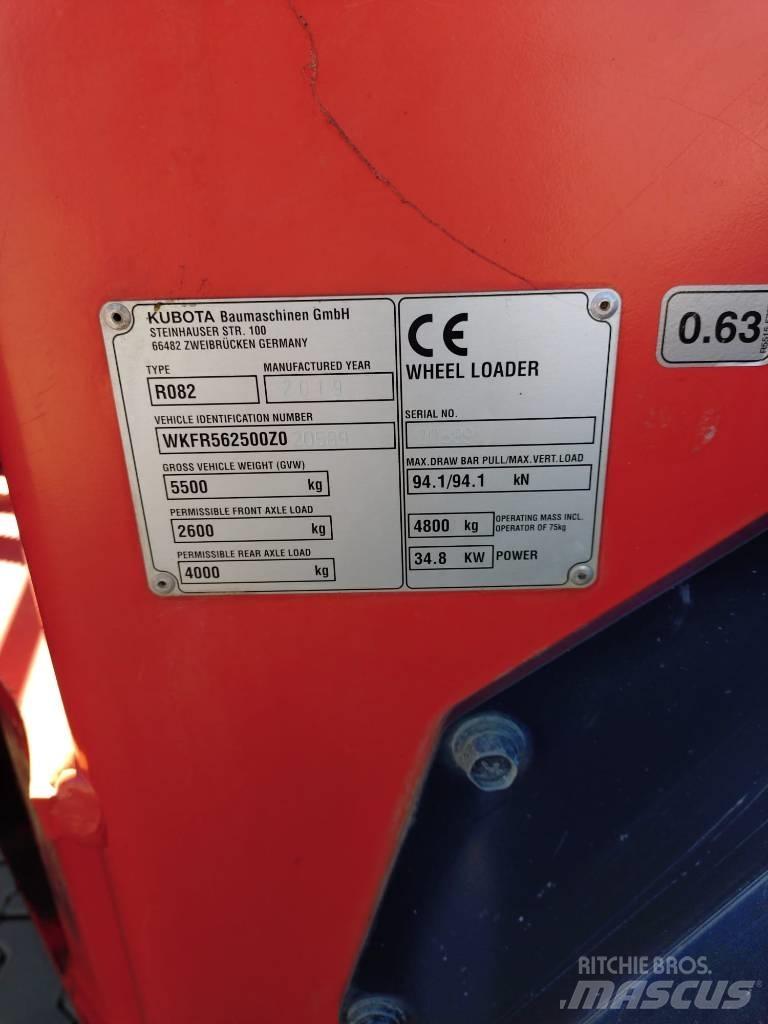 Kubota R 082 Utovarivači na točkove