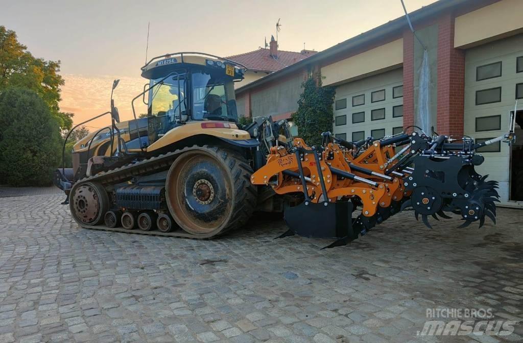 Challenger MT 875 E Traktori