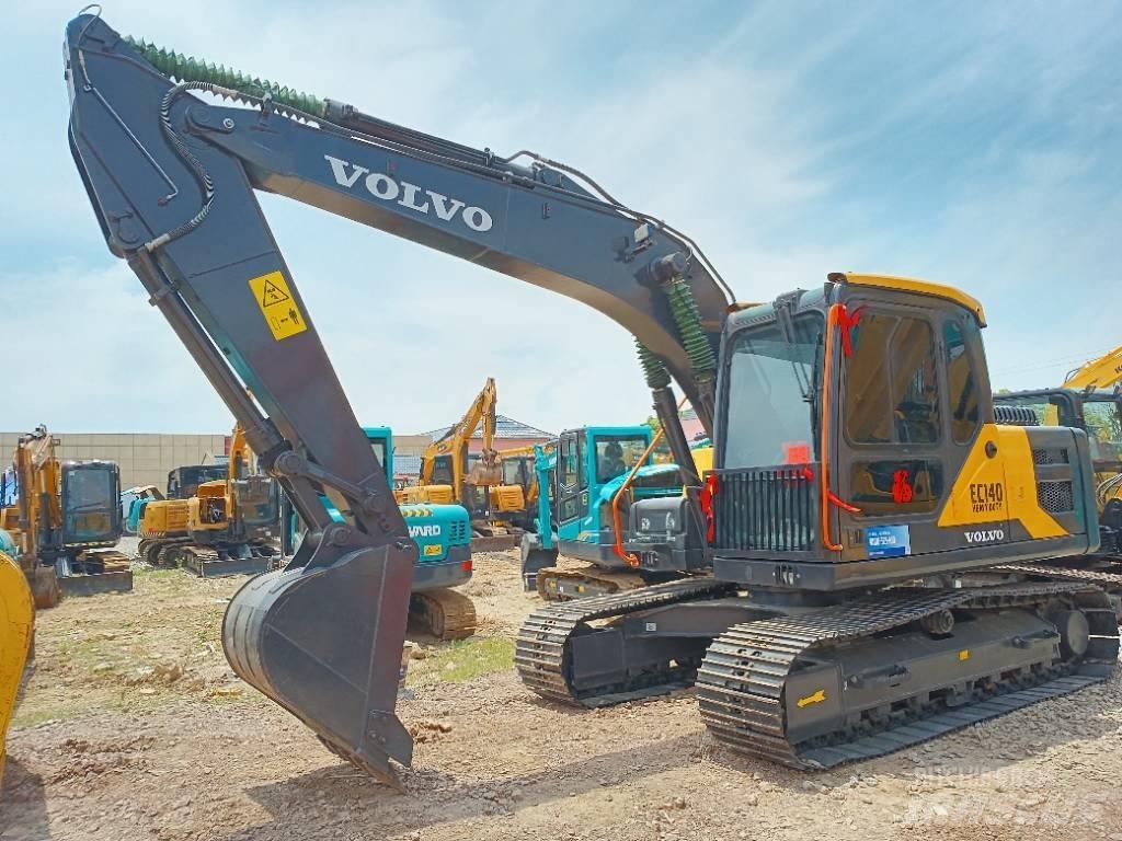 Volvo EC 140 Midi bageri 7t – 12t