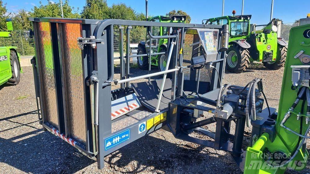 Merlo P40.17 PLUS Teleskopski viljuškari