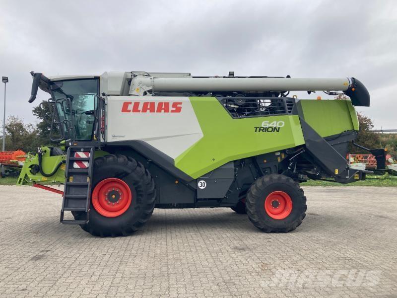 CLAAS TRION 640 Kombajni